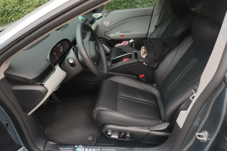 Used Zeekr 007 2025 Rear-Drive Intelligent Driving Version 75 kWh Left Front Seat