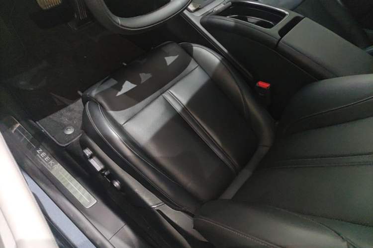 Used Zeekr 007 2025 Long-Range Rear-Wheel-Drive Intelligent Driving Version 100 kWh Left Front Seat