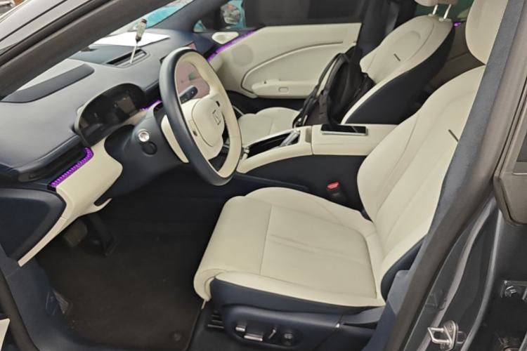Used Zeekr 007 2025 Rear-Drive Intelligent Driving Version 75 kWh Left Front Seat