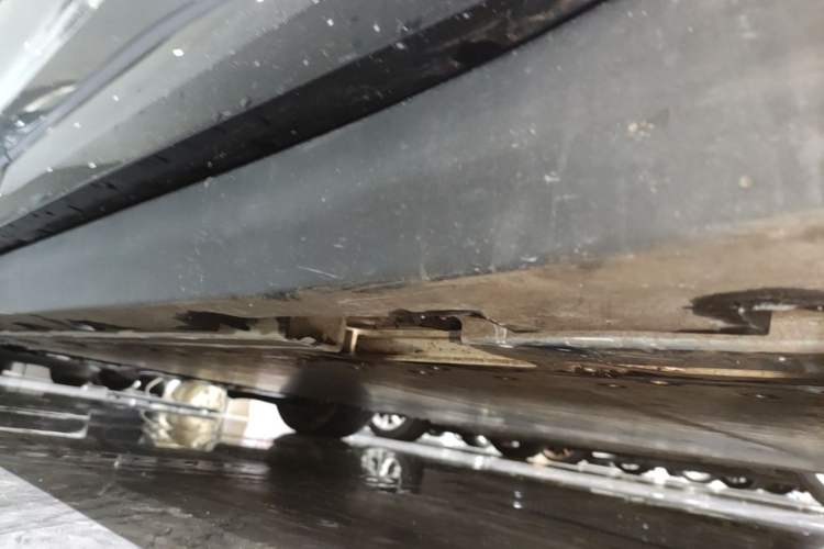 Used Zeekr 007 2025 Rear-Drive Intelligent Driving Version 75 kWh Left Side Sill