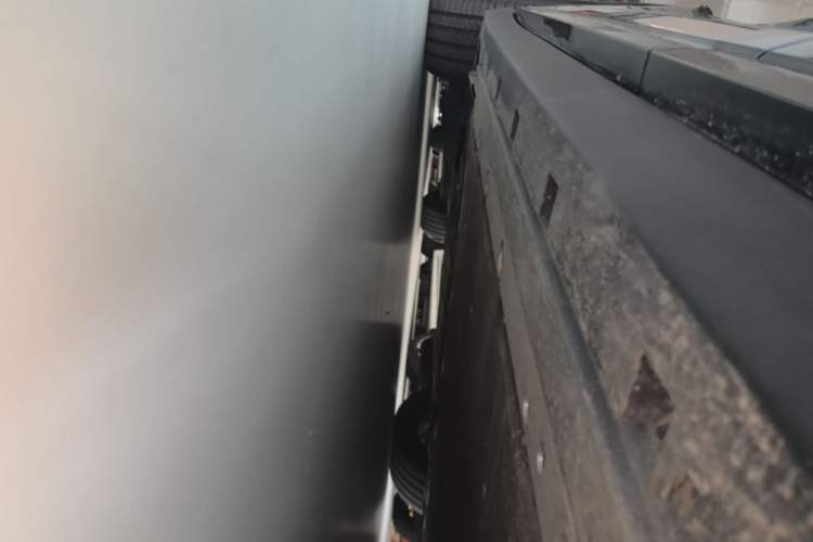 Used Zeekr 007 2025 Long-Range Rear-Wheel-Drive Intelligent Driving Version 100 kWh Left Side Sill