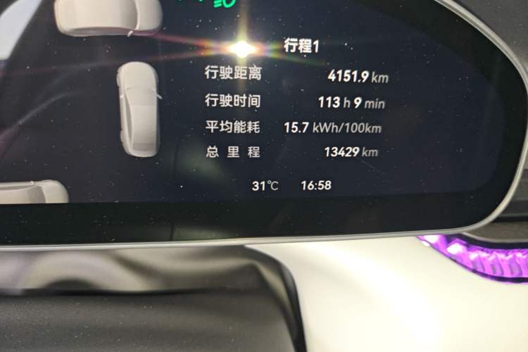 Used Zeekr 007 2025 Long-Range Rear-Wheel-Drive Intelligent Driving Version 100 kWh Odometer Close Up
