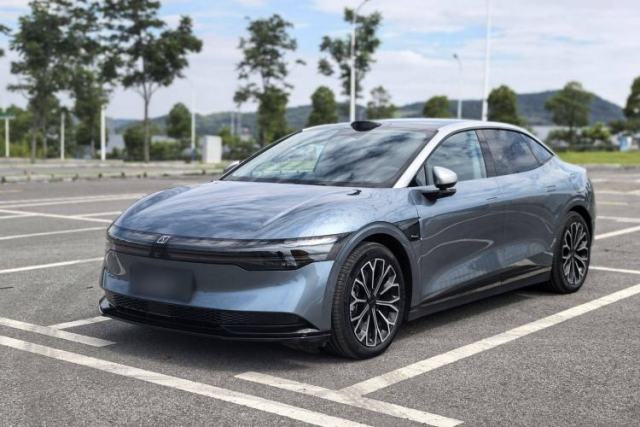 Used Zeekr 007 2025 Rear-Drive Intelligent Driving Version 75 kWh
