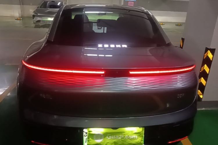 Used Zeekr 007 2025 Long-Range Rear-Wheel-Drive Intelligent Driving Version 100 kWh Rear