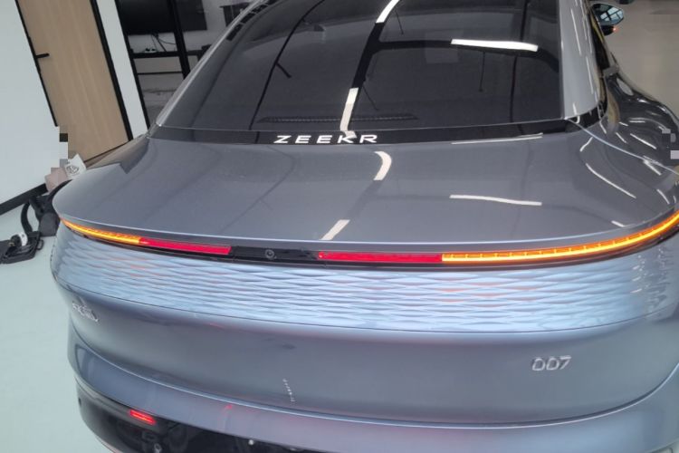 Used Zeekr 007 2025 Long-Range Rear-Wheel-Drive Intelligent Driving Version 100 kWh Rear