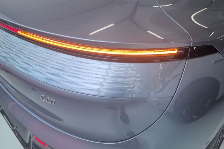 Used Zeekr 007 2025 Long-Range Rear-Wheel-Drive Intelligent Driving Version 100 kWh Right Rear Taillight