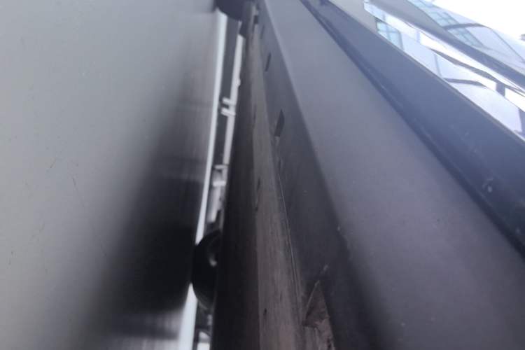 Used Zeekr 007 2025 Long-Range Rear-Wheel-Drive Intelligent Driving Version 100 kWh Right Side Sill