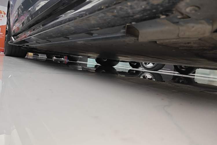 Used Zeekr 007 2025 Rear-Drive Intelligent Driving Version 75 kWh Right Side Sill