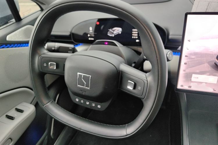 Used Zeekr 007 2025 Long-Range Rear-Wheel-Drive Intelligent Driving Version 100 kWh Steering Wheel