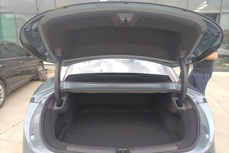 Used Zeekr 007 2025 Long-Range Rear-Wheel-Drive Intelligent Driving Version 100 kWh Trunk