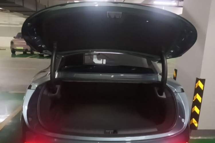 Used Zeekr 007 2025 Long-Range Rear-Wheel-Drive Intelligent Driving Version 100 kWh Trunk