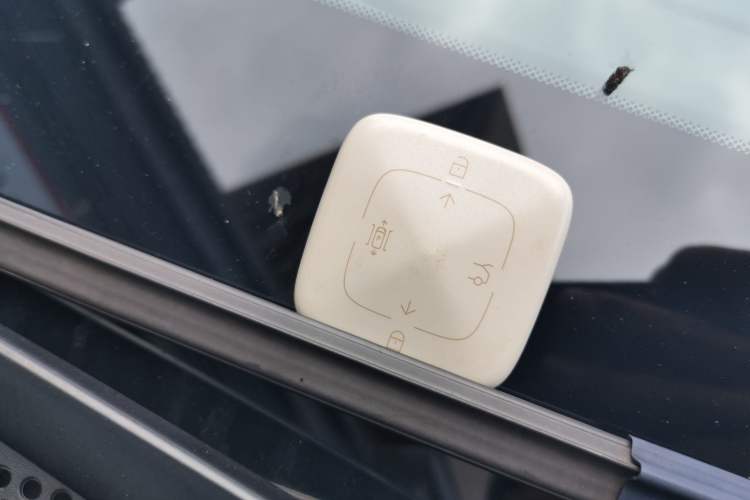 Used Zeekr 007 2025 Rear-Drive Intelligent Driving Version 75 kWh Vehicle Key