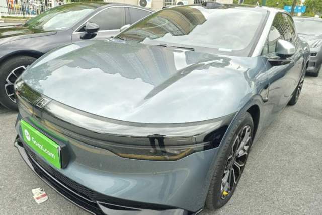 Zeekr 007 2025 Four-Wheel Drive Intelligent Driving Version 75 kWh с пробегом