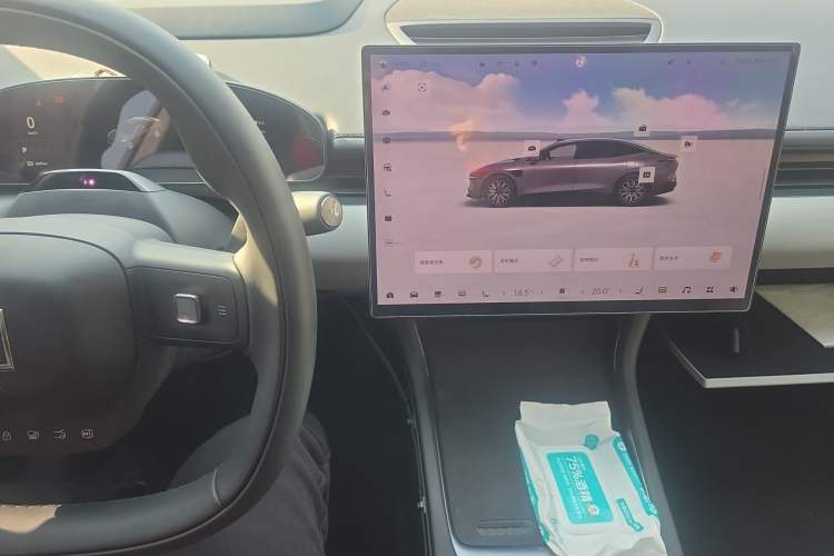 Used Zeekr 007 2025 Rear-Drive Intelligent Driving Version 75 kWh Audio And AC Panel