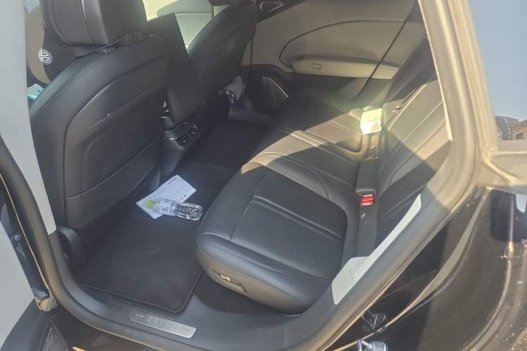 Used Zeekr 007 2025 Rear-Drive Intelligent Driving Version 75 kWh Left Rear Seat