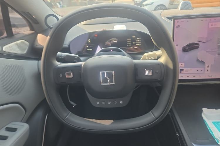 Used Zeekr 007 2025 Rear-Drive Intelligent Driving Version 75 kWh Steering Wheel