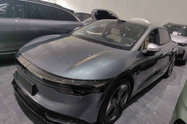 Ojetý Zeekr 007 2025 Rear-Drive Intelligent Driving Version 75 kWh Guazi used car, China used car export, Used car for sale, Used cars, Cheapest cars for sale