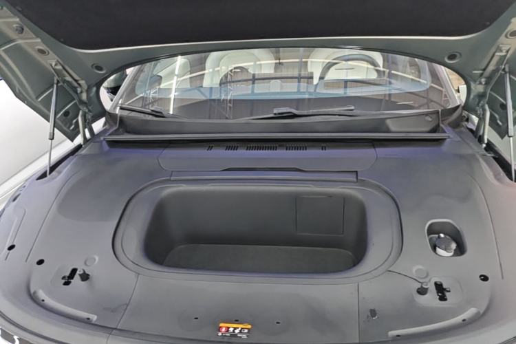 Used Zeekr 007 2025 Long-Range Rear-Wheel-Drive Intelligent Driving Version 100 kWh Engine Bay