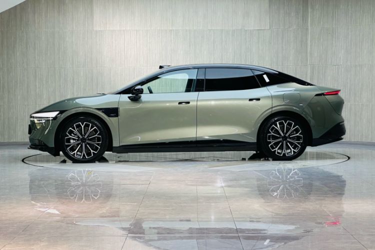 Used Zeekr 007 2025 Long-Range Rear-Wheel-Drive Intelligent Driving Version 100 kWh Exterior 7