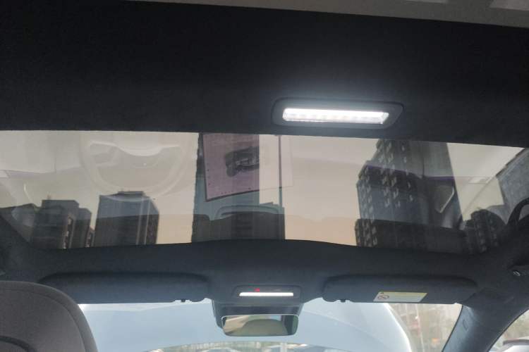 Used Zeekr 007 2025 Rear-Drive Intelligent Driving Version 75 kWh Headliner
