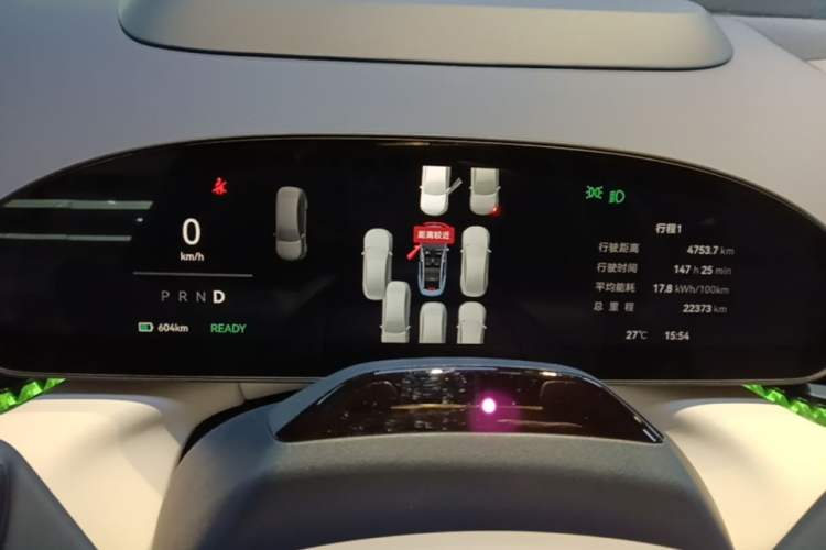 Used Zeekr 007 2025 Long-Range Rear-Wheel-Drive Intelligent Driving Version 100 kWh Instrument Cluster