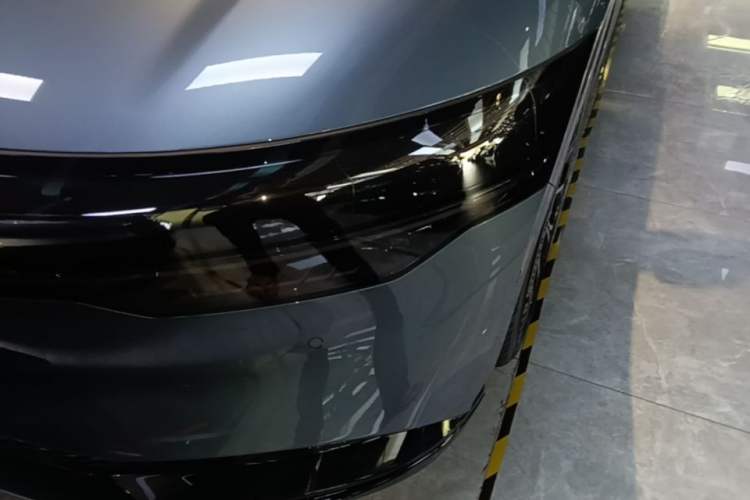 Used Zeekr 007 2025 Long-Range Rear-Wheel-Drive Intelligent Driving Version 100 kWh Left Front Headlight