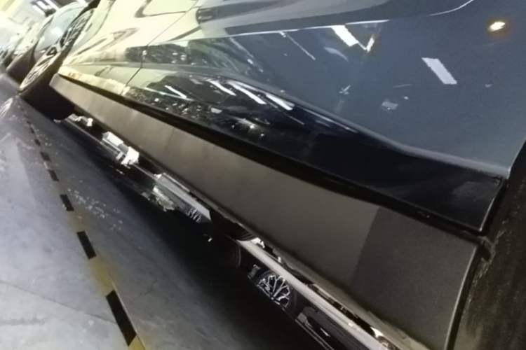 Used Zeekr 007 2025 Long-Range Rear-Wheel-Drive Intelligent Driving Version 100 kWh Left Side Sill