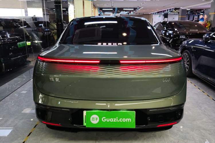 Used Zeekr 007 2025 Long-Range Rear-Wheel-Drive Intelligent Driving Version 100 kWh Rear