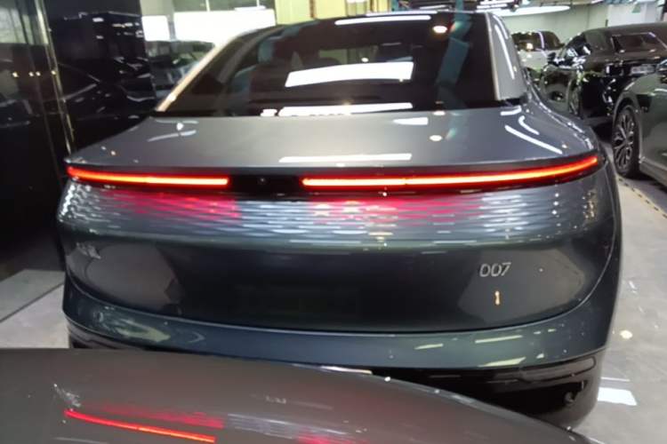 Used Zeekr 007 2025 Long-Range Rear-Wheel-Drive Intelligent Driving Version 100 kWh Rear