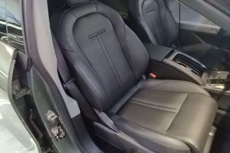 Used Zeekr 007 2025 Long-Range Rear-Wheel-Drive Intelligent Driving Version 100 kWh Right Front Seat