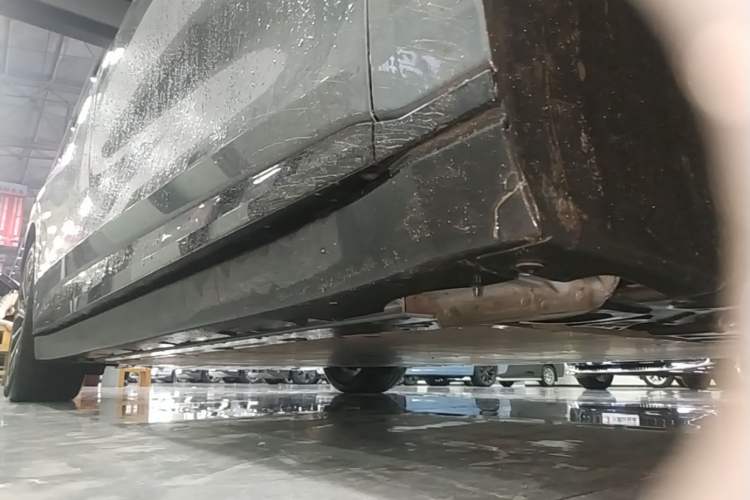 Used Zeekr 007 2025 Rear-Drive Intelligent Driving Version 75 kWh Right Side Sill
