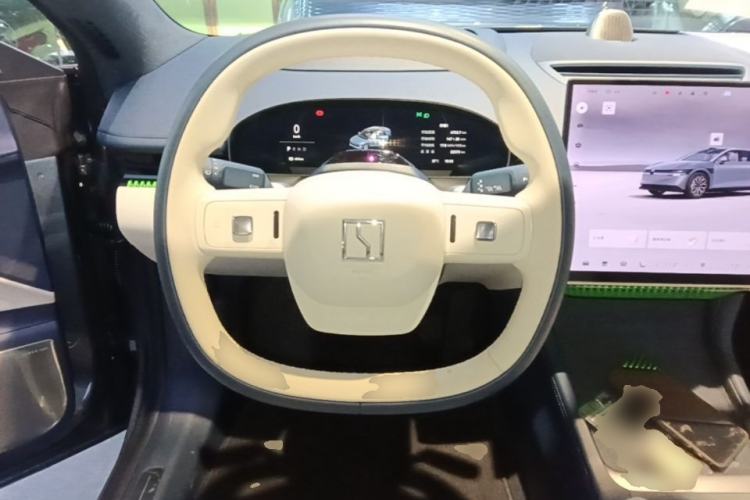 Used Zeekr 007 2025 Long-Range Rear-Wheel-Drive Intelligent Driving Version 100 kWh Steering Wheel