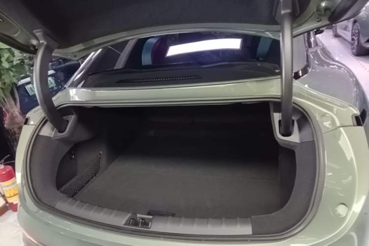 Used Zeekr 007 2025 Long-Range Rear-Wheel-Drive Intelligent Driving Version 100 kWh Trunk