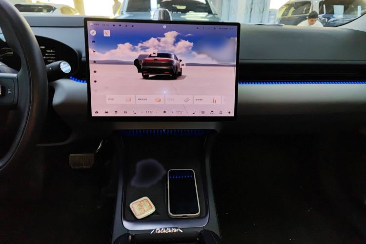 Used Zeekr 007 2025 Long-Range Rear-Wheel-Drive Intelligent Driving Version 100 kWh Audio And AC Panel