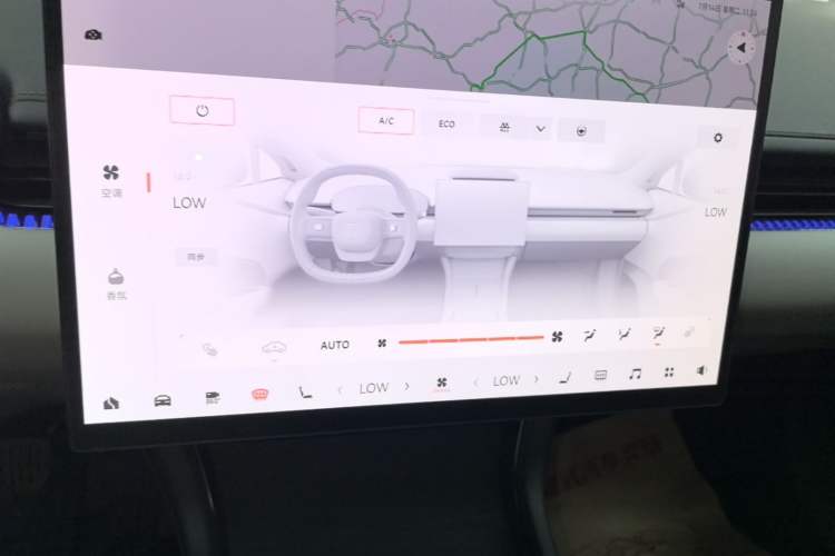 Used Zeekr 007 2025 Long-Range Rear-Wheel-Drive Intelligent Driving Version 100 kWh Audio And AC Panel