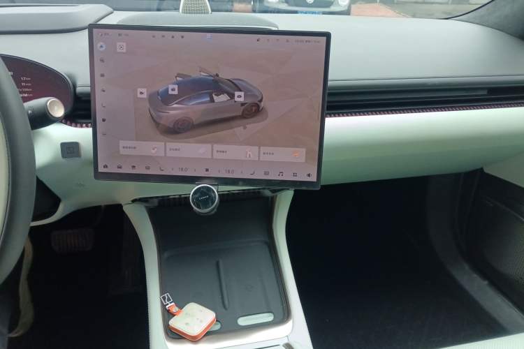 Used Zeekr 007 2025 Four-Wheel Drive Intelligent Driving Version 75 kWh Audio And AC Panel