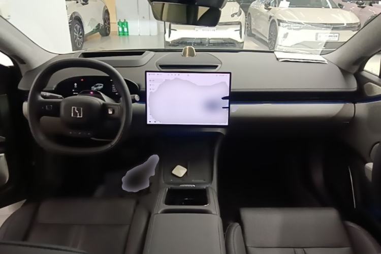 Used Zeekr 007 2025 Long-Range All-Wheel-Drive Intelligent Driving Version 100 kWh Center Console
