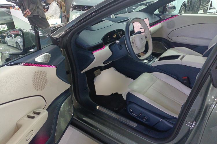 Used Zeekr 007 2025 Long-Range Rear-Wheel-Drive Intelligent Driving Version 100 kWh Driver Seat