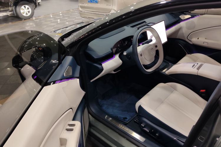 Used Zeekr 007 2025 Rear-Drive Intelligent Driving Version 75 kWh Driver Seat
