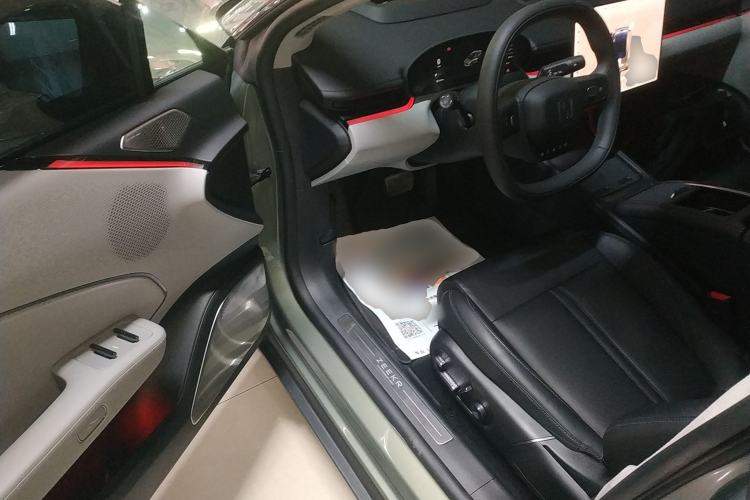 Used Zeekr 007 2025 Rear-Drive Intelligent Driving Version 75 kWh Driver Seat