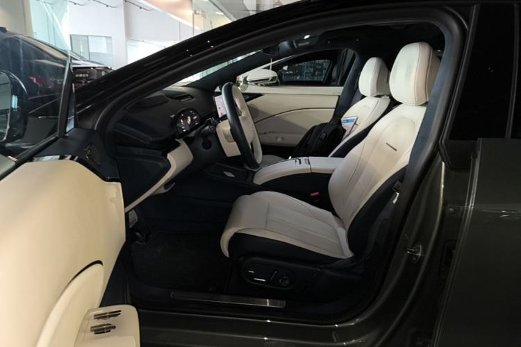 Used Zeekr 007 2025 Long-Range Rear-Wheel-Drive Intelligent Driving Version 100 kWh Driver Seat