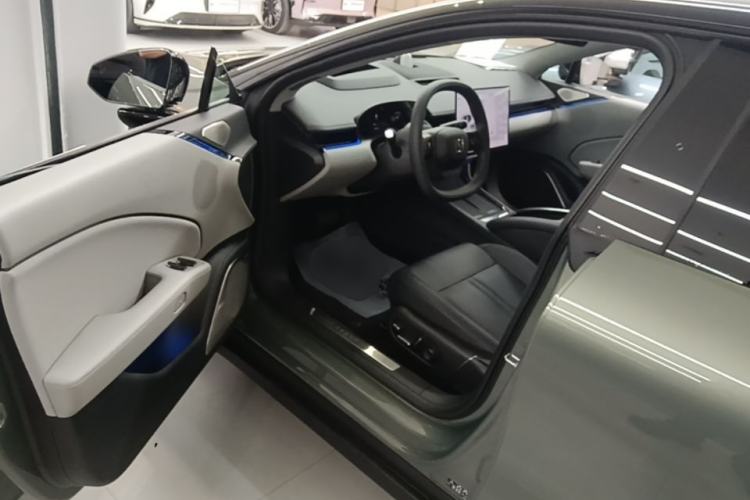 Used Zeekr 007 2025 Long-Range All-Wheel-Drive Intelligent Driving Version 100 kWh Driver Seat