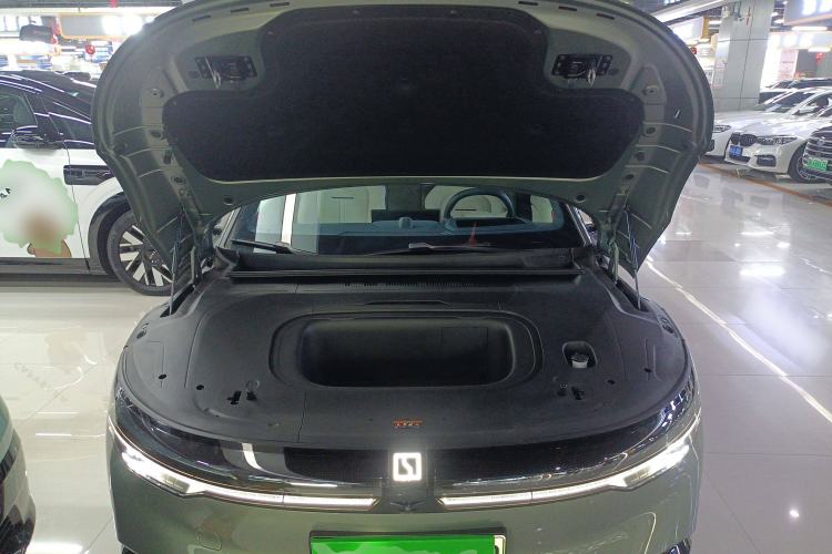 Used Zeekr 007 2025 Long-Range Rear-Wheel-Drive Intelligent Driving Version 100 kWh Engine Bay