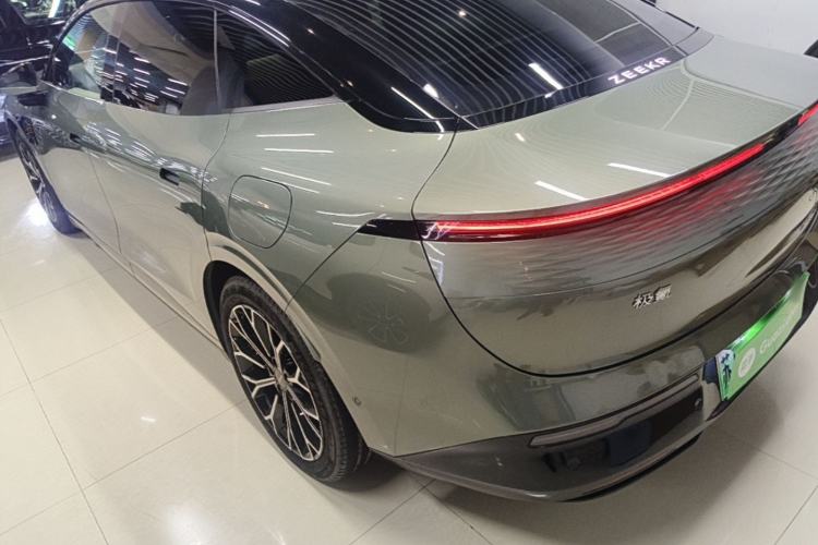 Used Zeekr 007 2025 Long-Range Rear-Wheel-Drive Intelligent Driving Version 100 kWh Exterior 2