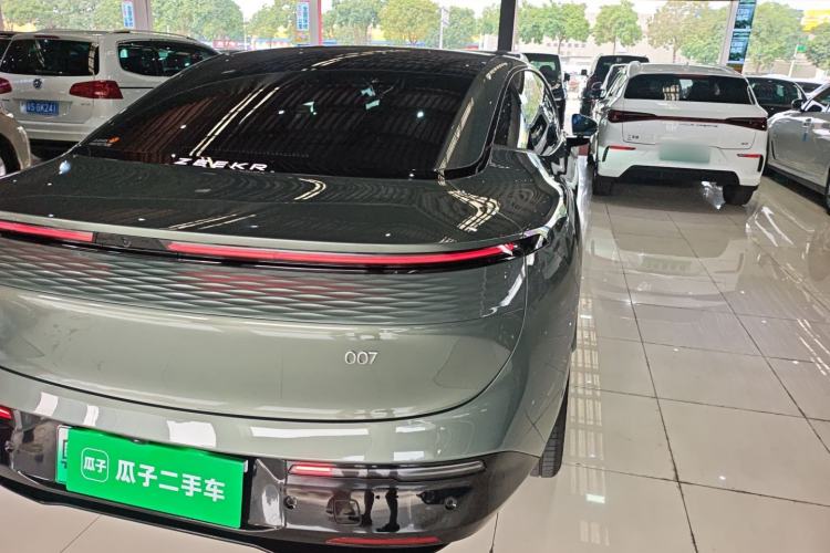 Used Zeekr 007 2025 Long-Range All-Wheel-Drive Intelligent Driving Version 100 kWh Exterior 3