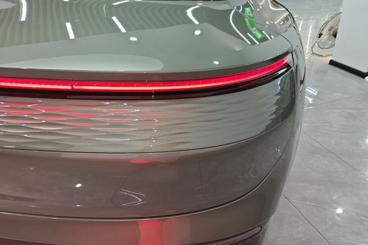 Used Zeekr 007 2025 Long-Range Rear-Wheel-Drive Intelligent Driving Version 100 kWh Exterior 3