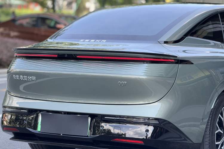 Used Zeekr 007 2025 Rear-Drive Intelligent Driving Version 75 kWh Exterior 5