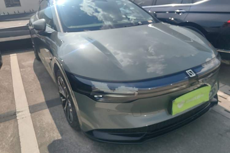 Used Zeekr 007 2025 Long-Range Rear-Wheel-Drive Intelligent Driving Version 100 kWh Front Right 45 Deg