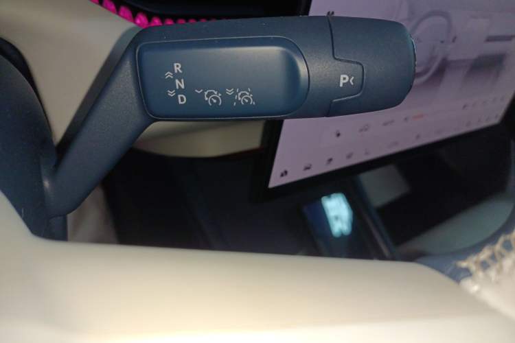 Used Zeekr 007 2025 Long-Range Rear-Wheel-Drive Intelligent Driving Version 100 kWh Gear Lever