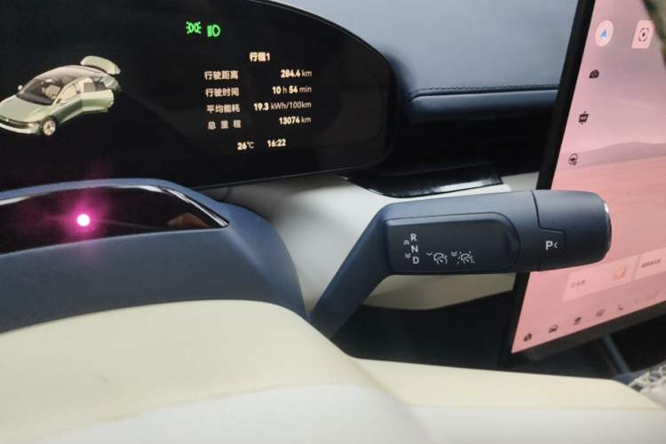 Used Zeekr 007 2025 Long-Range Rear-Wheel-Drive Intelligent Driving Version 100 kWh Gear Lever